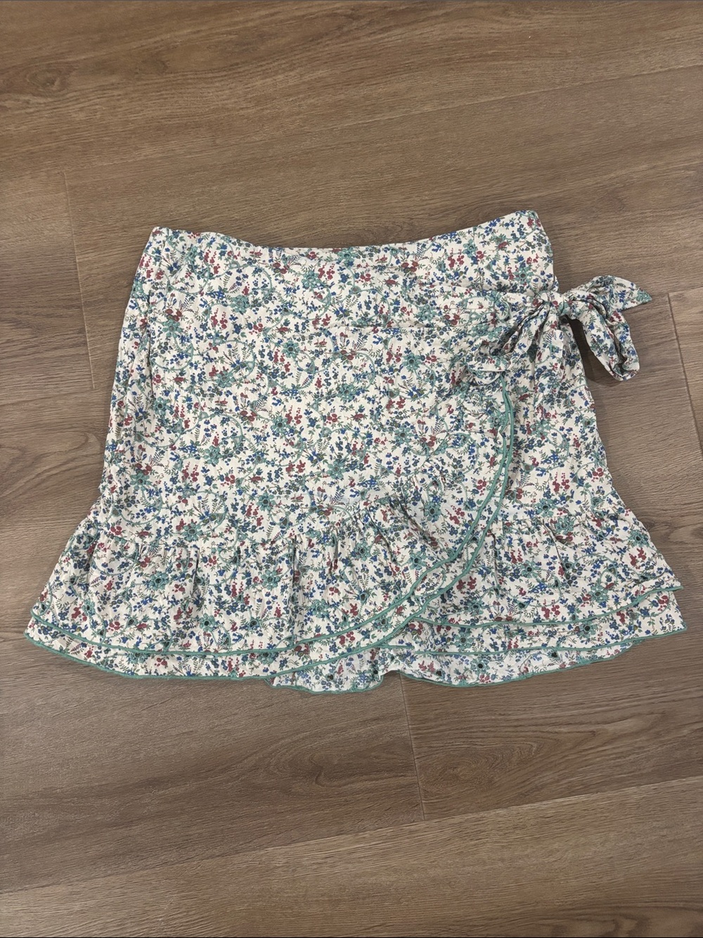 sezane Come Skirt - Picture 5 of 9
